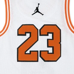 23 - Junior's Tank Top