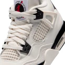 Air Jordan 4 Retro Flight Club - Junior Fashion Shoes