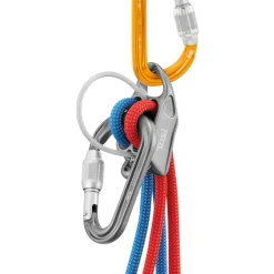 Attache - Locking carabiner