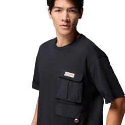 Cove Beach - Men's T-Shirt