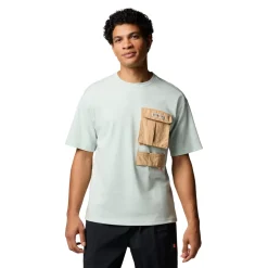 Cove Beach - Men's T-Shirt