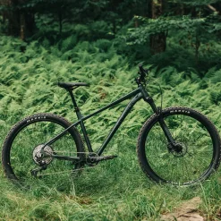 Crimson - Men's Mountain Bike