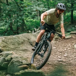 Crimson - Men's Mountain Bike