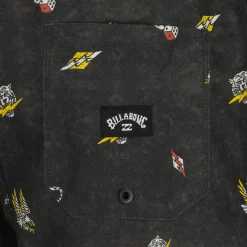 Lineup Layback - Boys' Board Shorts