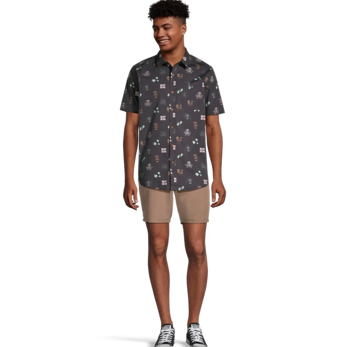 Mackay Resort - Men's Short-Sleeved Shirt