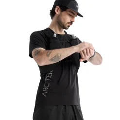 Norvan Logo - Men's Running T-Shirt