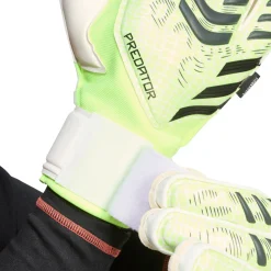 Predator Match - Adult Soccer Goalkeeper Gloves
