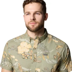 Rapid Rivers - Men's Short-Sleeved Shirt