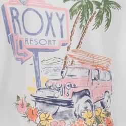 Resort - Grils' T-Shirt