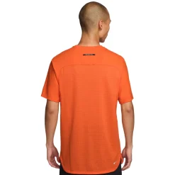 Solar Chase - Men's Running T-Shirt