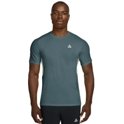 Solar Chase - Men's Running T-Shirt