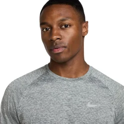 Stride - Men's Training T-Shirt