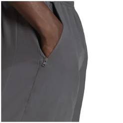 Train Essentials - Men's Training Shorts