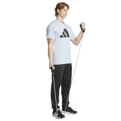 Train Essentials Logo - Men's Training T-Shirt