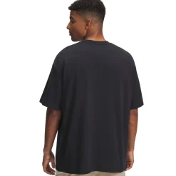 U Logo Heavyweight - Men's T-Shirt