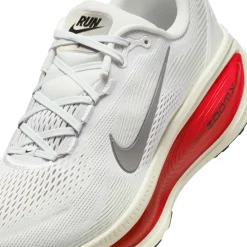 Vomero 18 - Men's Running Shoes