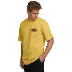 Walled - Men's T-Shirt