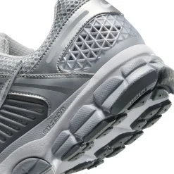 Zoom Vomero 5 - Men's Fashion Shoes