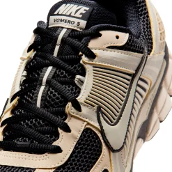 Zoom Vomero 5 - Men's Fashion Shoes